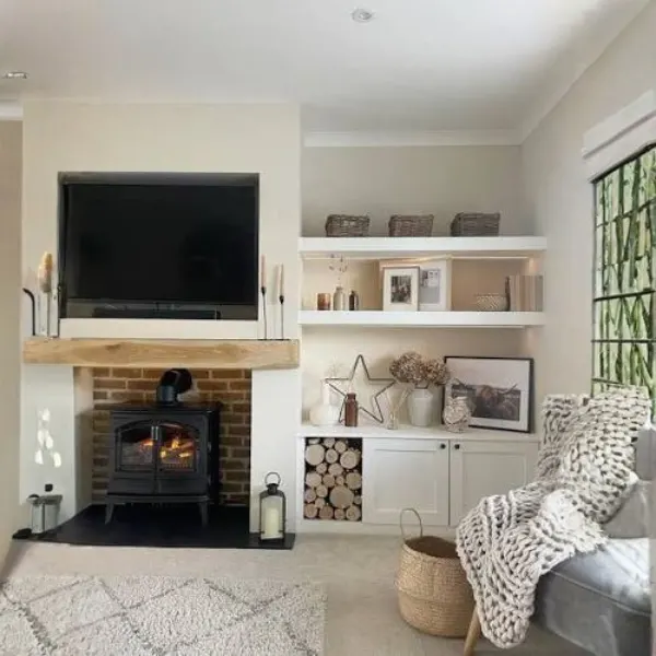 Chunky Knit Throws and Layered Blanket Display Styled to Glow the Chunky Knit Throws and Layered Blanket Display